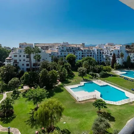 Apartment The Diamond Of Banus With Seaviews