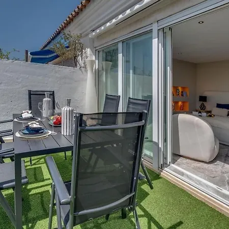 Apartment The Diamond Of Banus With Seaviews