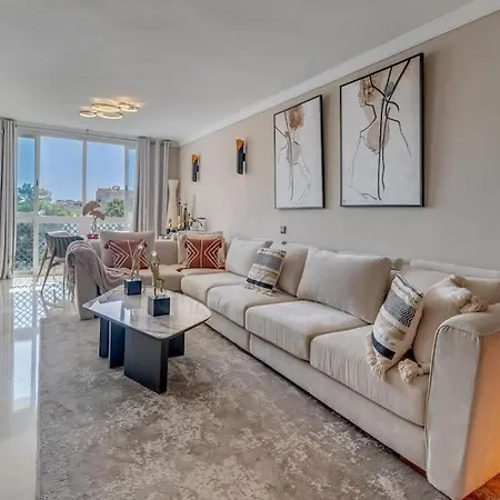 The Diamond Of Banus With Seaviews *