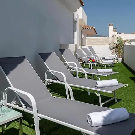 Apartment The Diamond Of Banus With Seaviews *