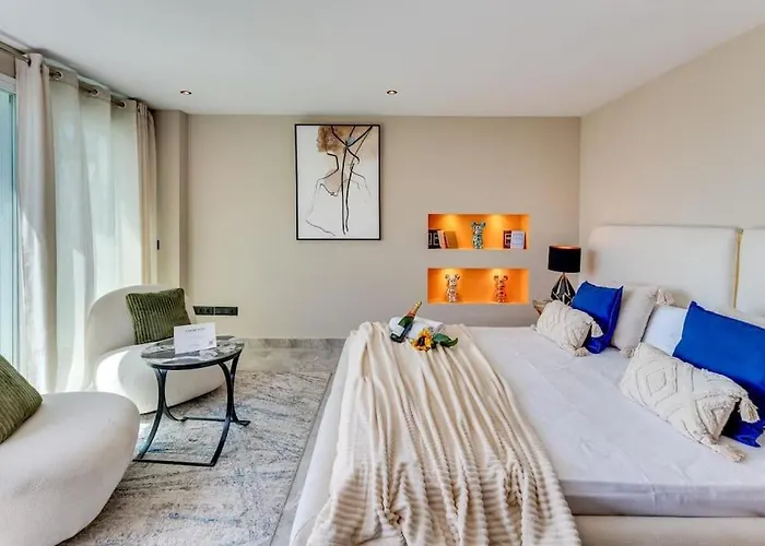 The Diamond Of Banus With Seaviews Apartament